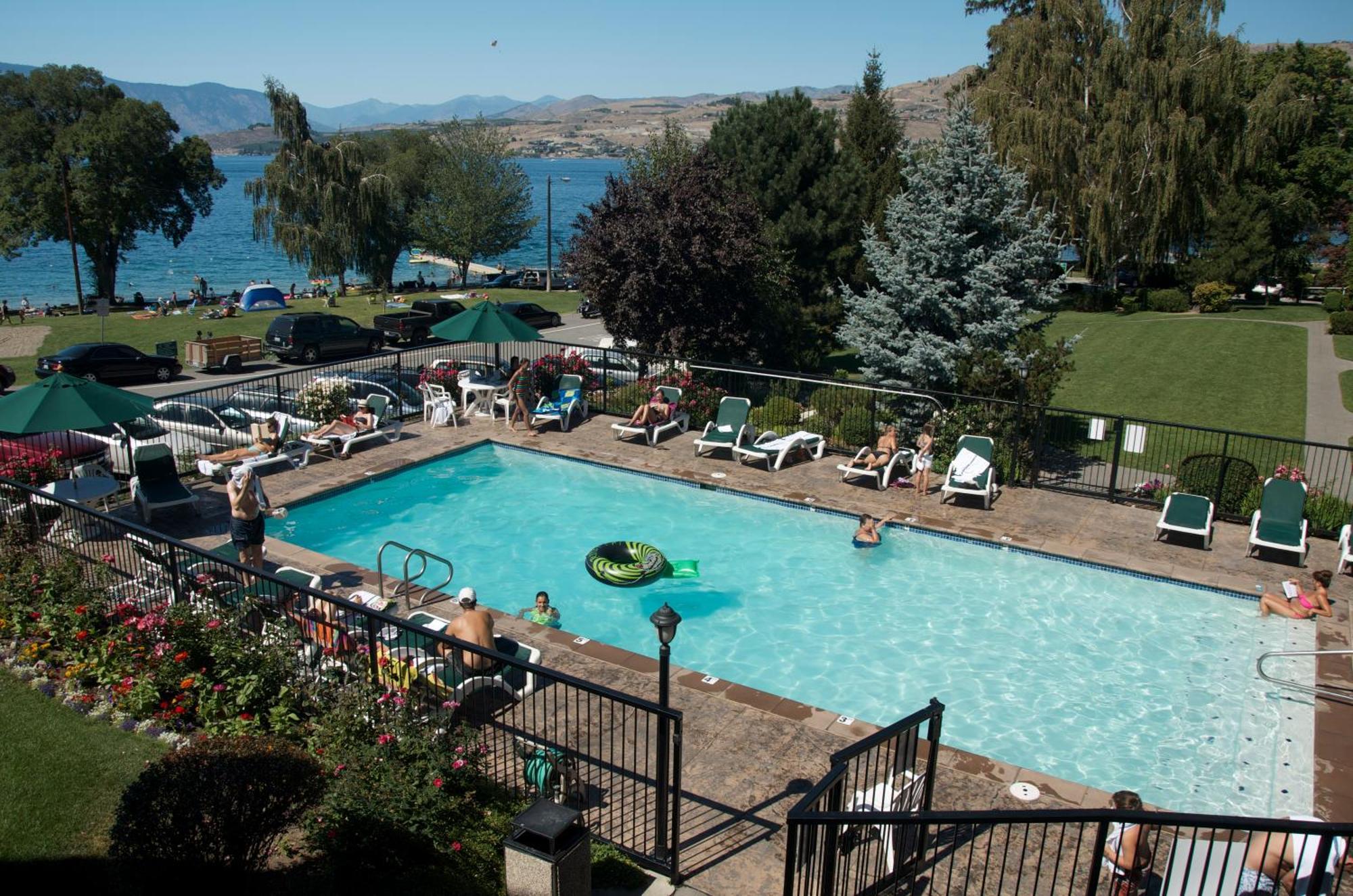 Lakeside Lodge And Suites Chelan Eksteriør billede