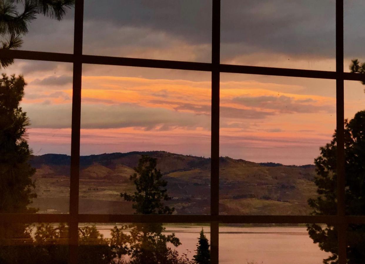 Lakeside Lodge And Suites Chelan Eksteriør billede