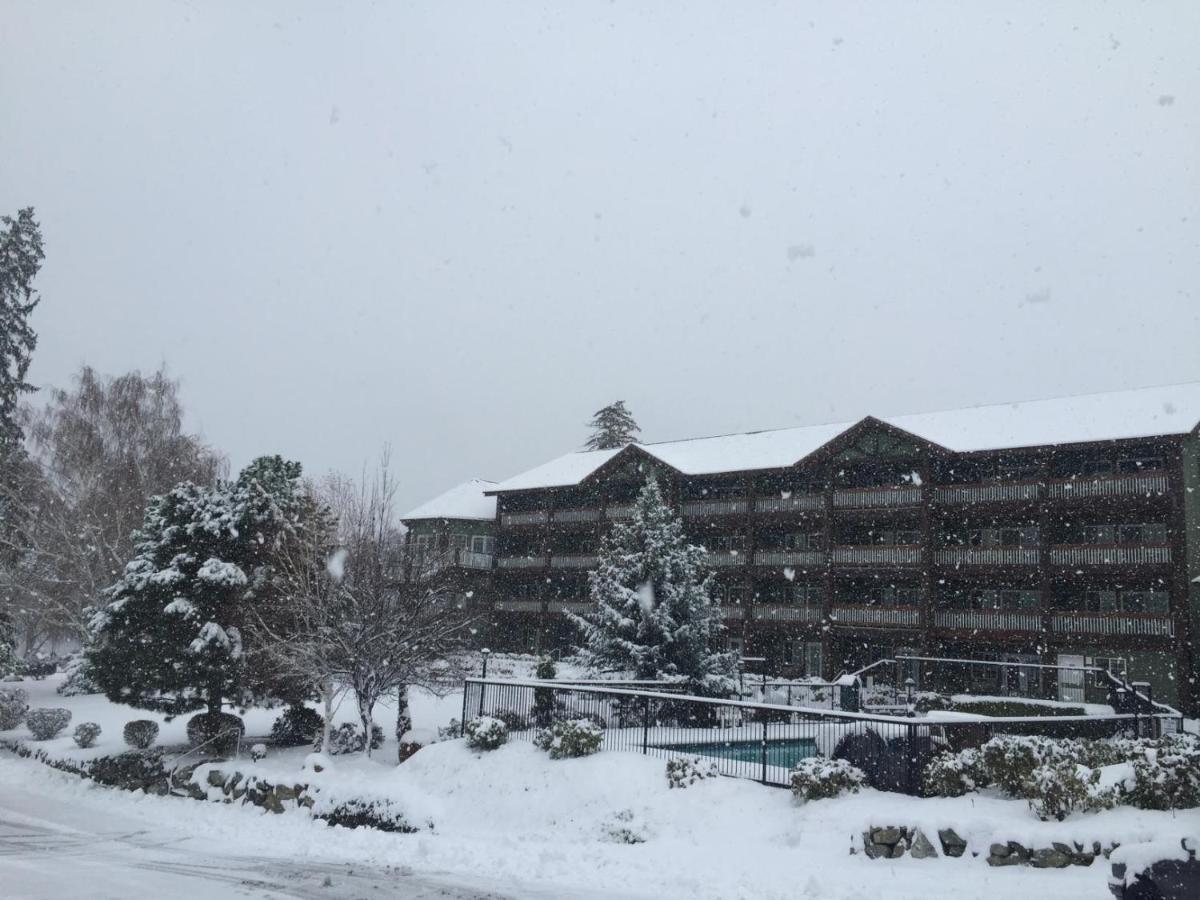 Lakeside Lodge And Suites Chelan Eksteriør billede